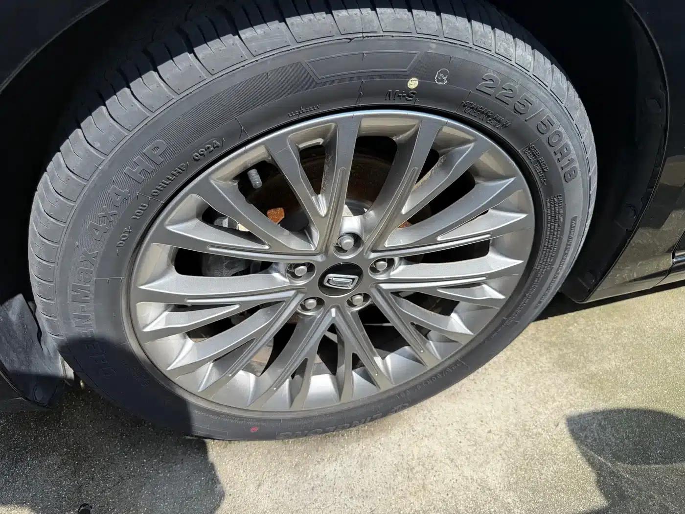 Bestune B70 2024 Dragon Edition 1.5T Leading Model — миниатюра 4