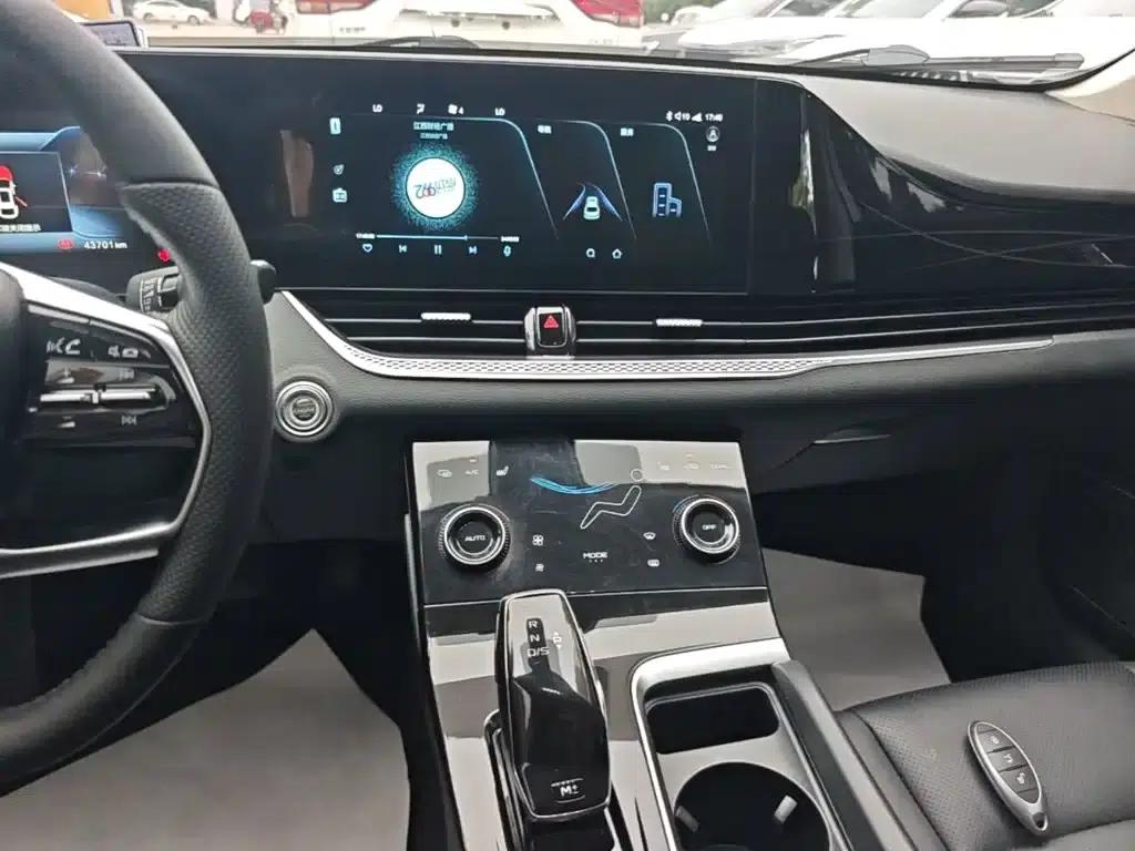 Bestune B70 2021 1.5T Automatic Smart Edition — миниатюра 13