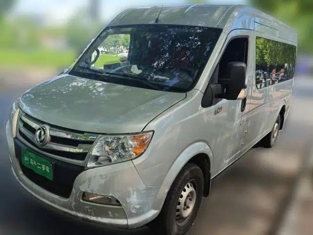 Dongfeng Yufeng 2021 2.3T V9 Logistics Vehicle Long Wheelbase Mid-Roof Design 6-9 Seats China V Emission Standard WP2.3