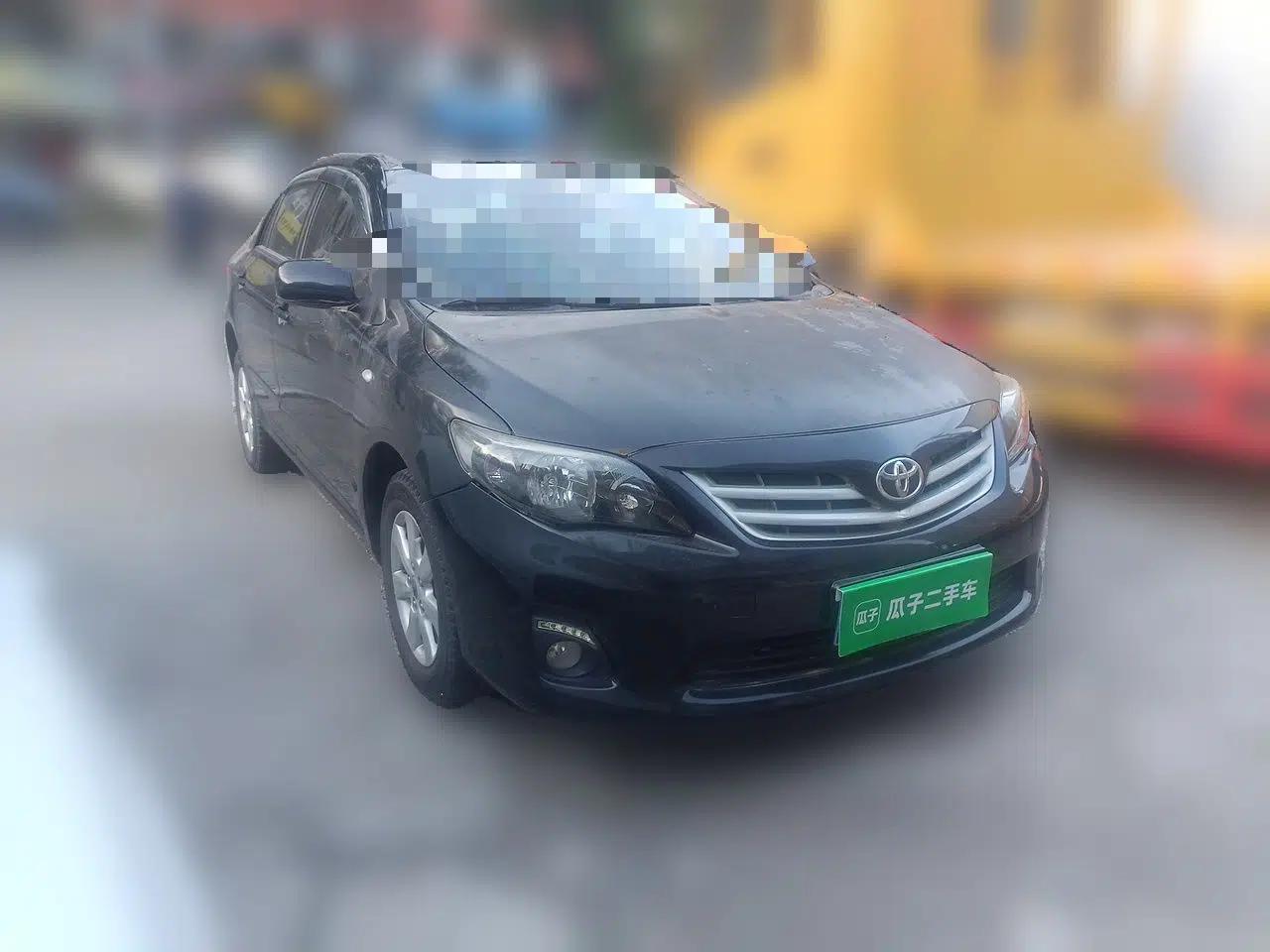 Toyota Corolla 2012 Luxurious Edition 1.6L Automatic GL — миниатюра 3