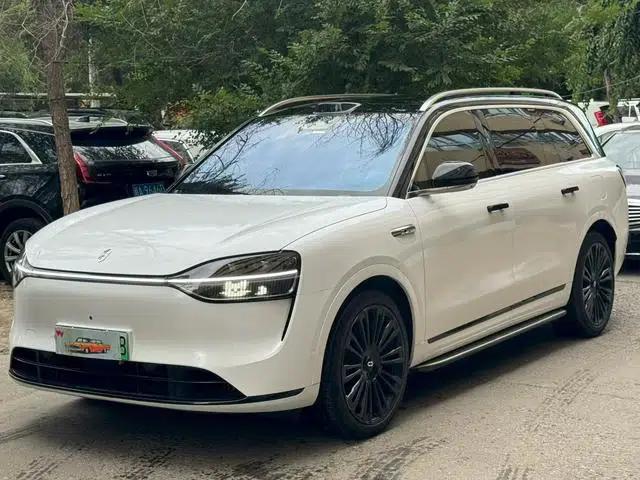 Wenjie M9 2024 Ultra Range Extended 6-Seater