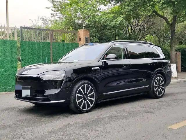 Wenjie M9 2025 Ultra Extended Range Six-Seat Version (192-line LiDAR)