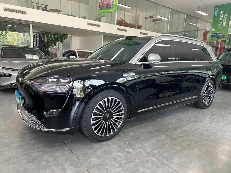 Wenjie M9 2024 Ultra Range Extended 6-Seater — миниатюра 1