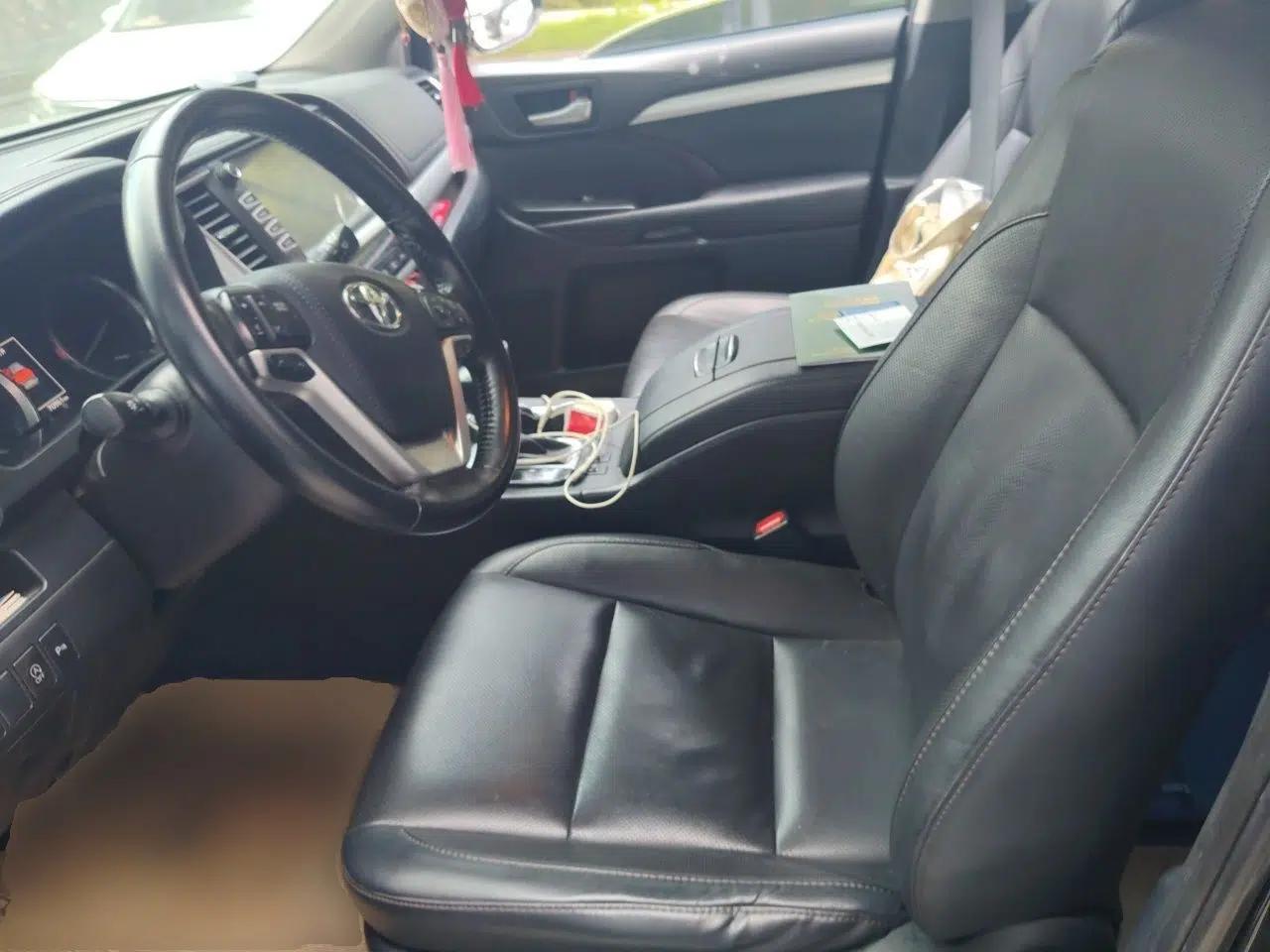 Toyota Highlander 2018 2.0T Four-Wheel Drive Luxury Version 7 Seats China VI Standard — миниатюра 15