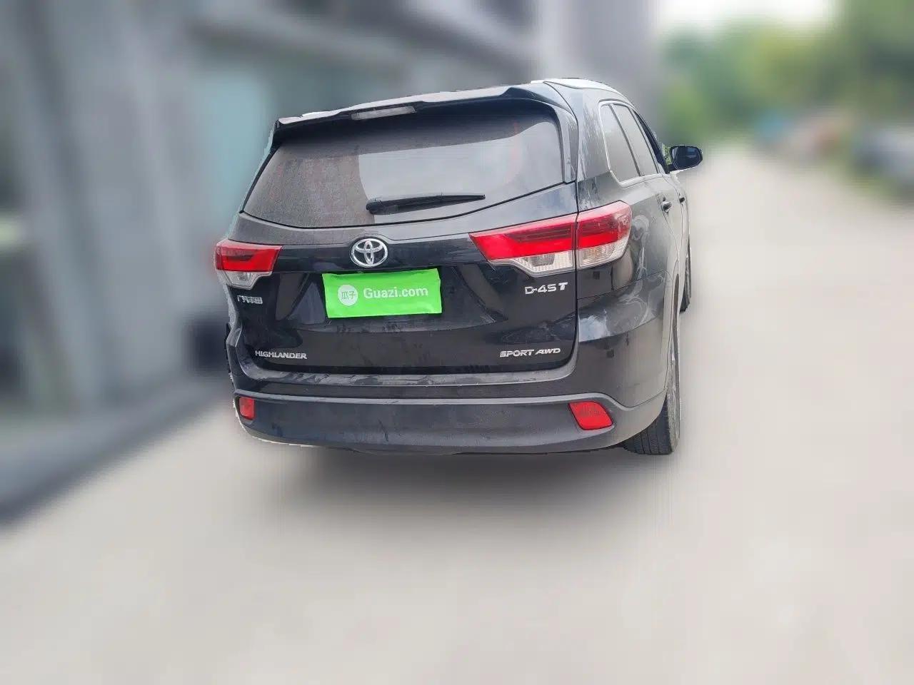 Toyota Highlander 2018 2.0T Four-Wheel Drive Luxury Version 7 Seats China VI Standard — миниатюра 5