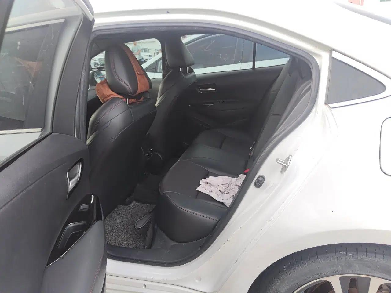 Toyota Levin 2021 185T CVT Sport Edition — миниатюра 17