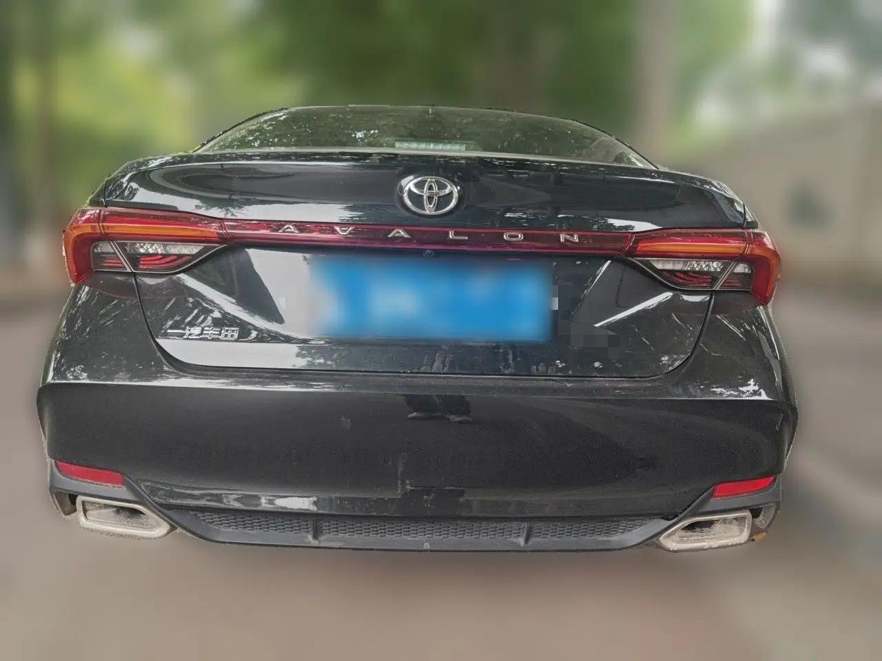 Toyota Avalon 2022 2.0L Luxury Edition — миниатюра 5