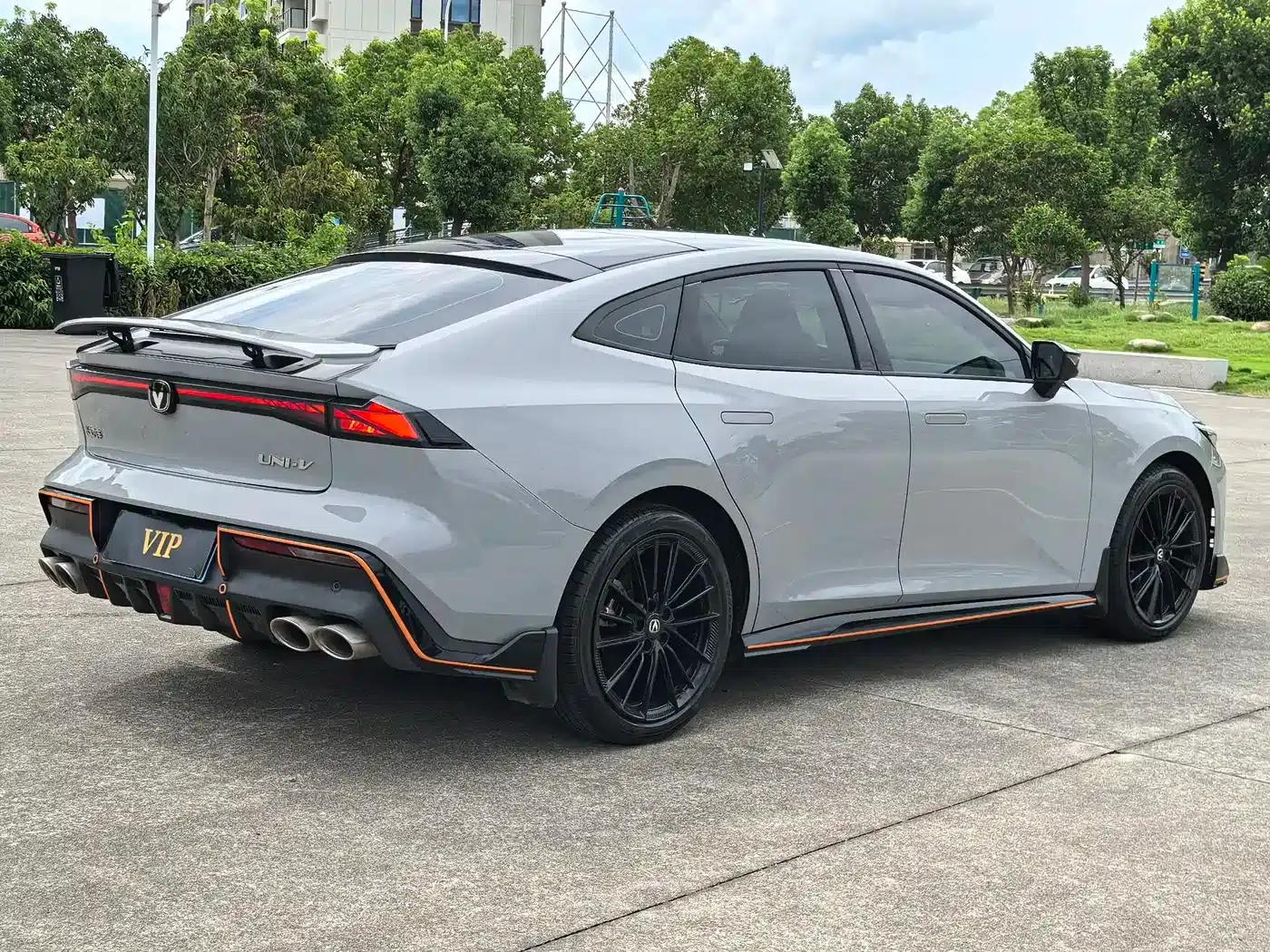 Changan UNI-V 2025 1.5T 500Bar High-Performance Sport Edition — миниатюра 12