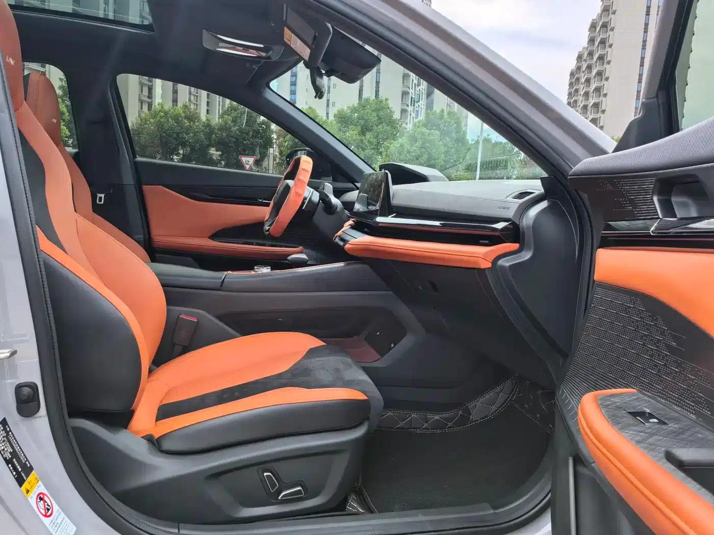 Changan UNI-V 2025 1.5T 500Bar High-Performance Sport Edition — миниатюра 6