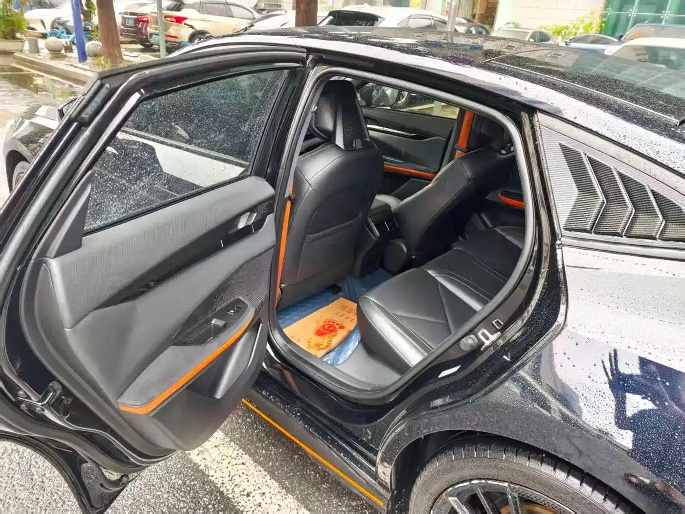 Changan UNI-V 2022 1.5T Sport Edition — миниатюра 8