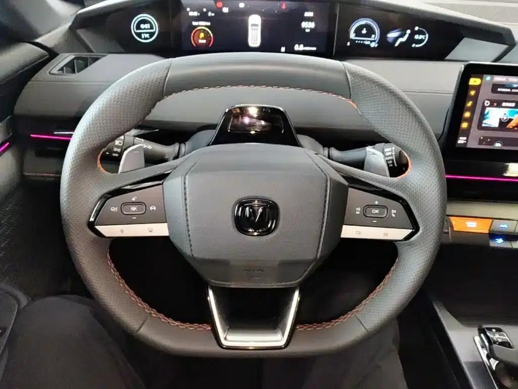 Changan UNI-V 2024 1.5T High-Performance Edition — миниатюра 11