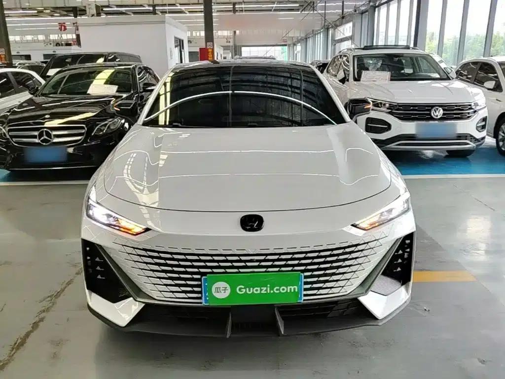 Changan UNI-V 2024 1.5T High-Performance Edition — миниатюра 3