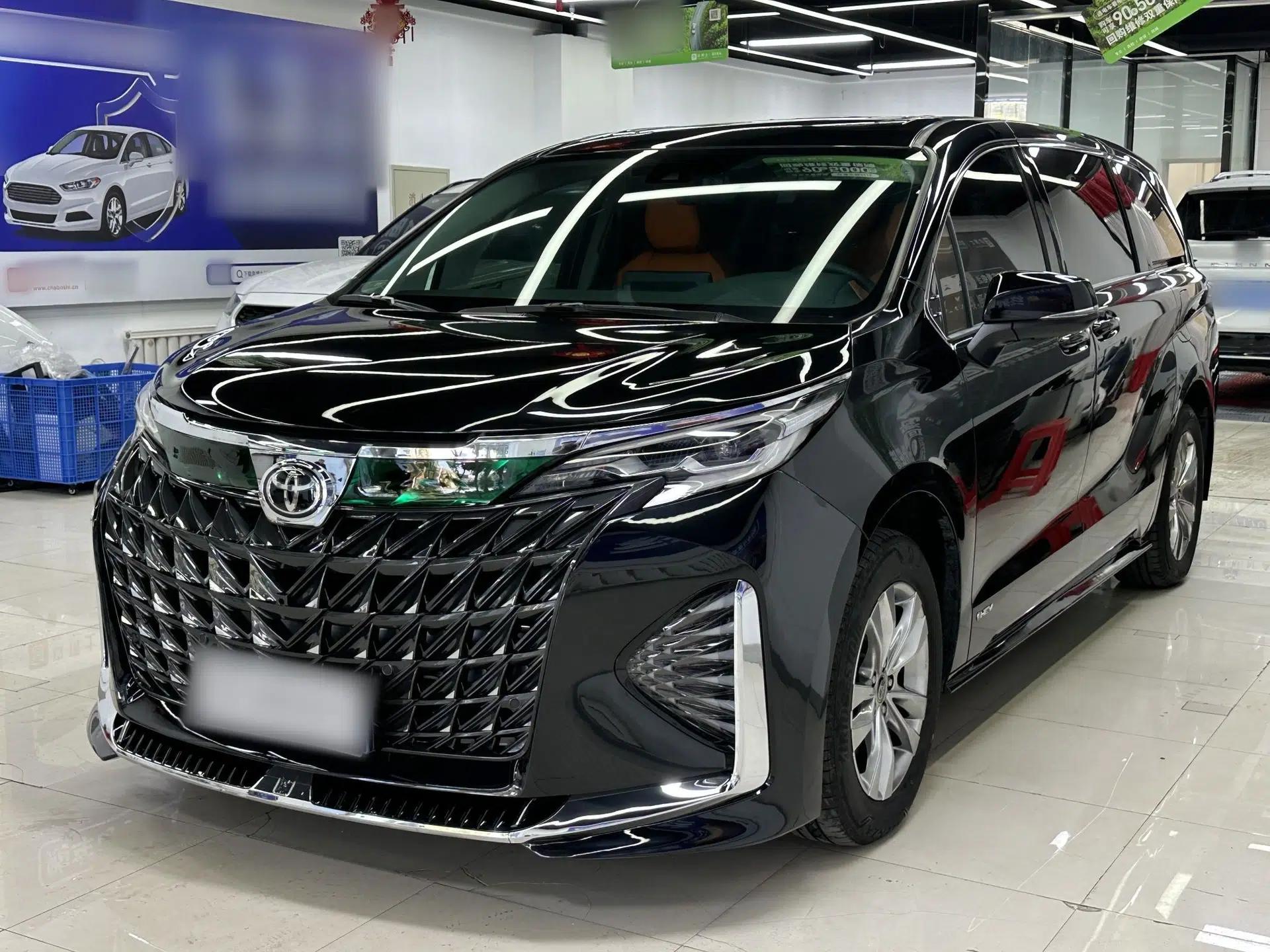 Toyota SIENNA 2024 2.5L Hybrid Comfort Edition — миниатюра 1