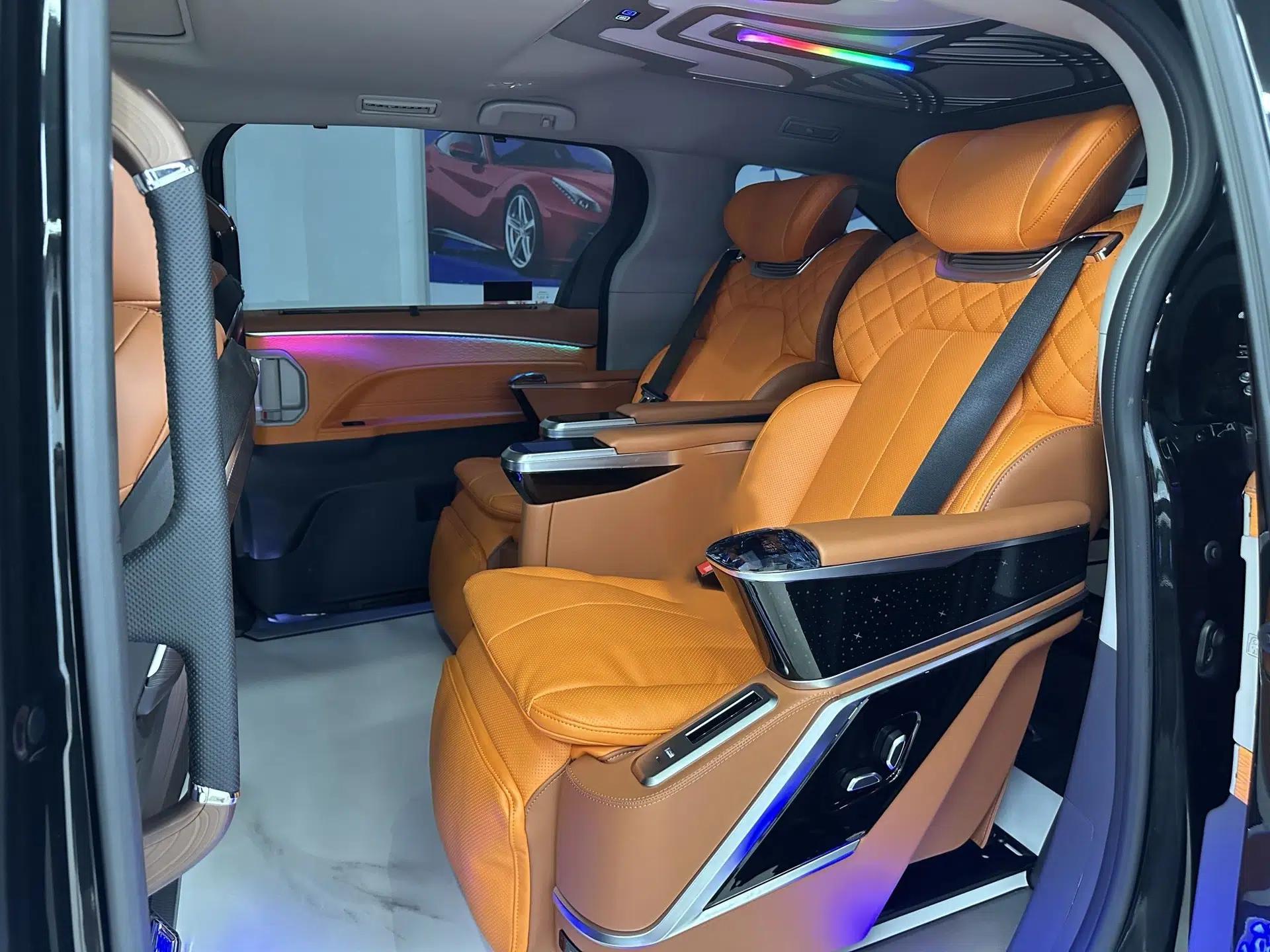 Toyota SIENNA 2024 2.5L Hybrid Comfort Edition — миниатюра 20
