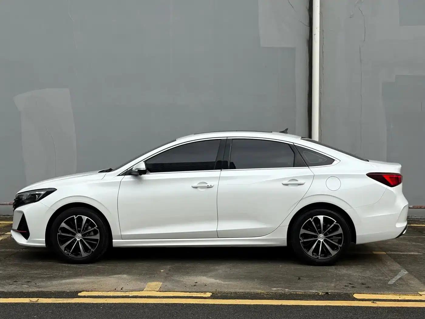 Changan Eado 2022 PLUS Blue Whale NE 1.4T GDI DCT Flagship Edition — миниатюра 12
