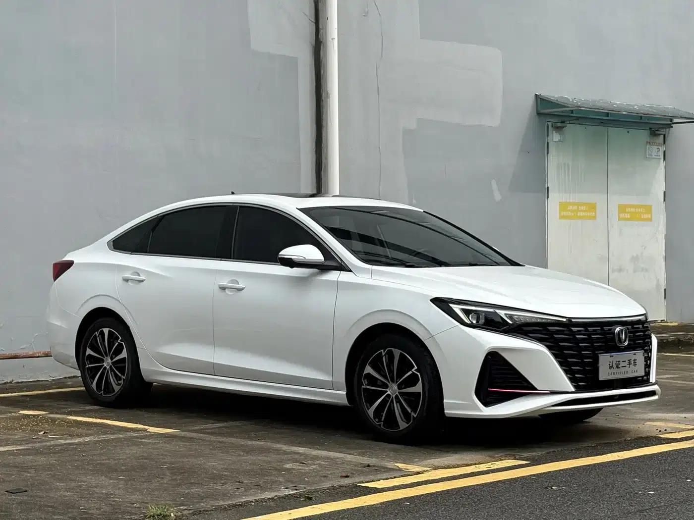 Changan Eado 2022 PLUS Blue Whale NE 1.4T GDI DCT Flagship Edition — миниатюра 3