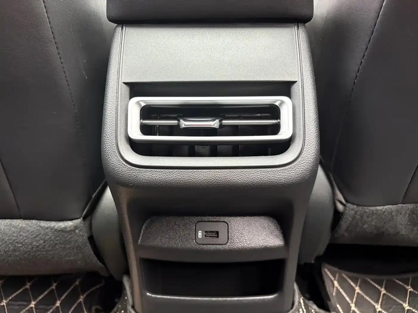 Changan Eado 2022 PLUS Blue Whale NE 1.4T GDI DCT Flagship Edition — миниатюра 10