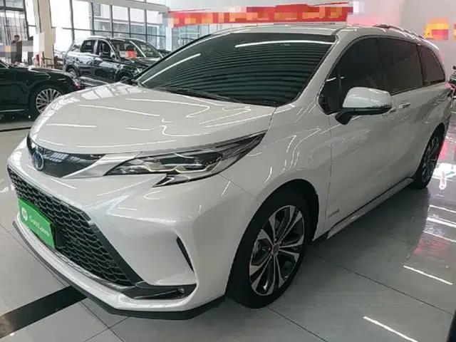 Toyota Granvia 2023 2.5L Hybrid Prestige VIP Edition