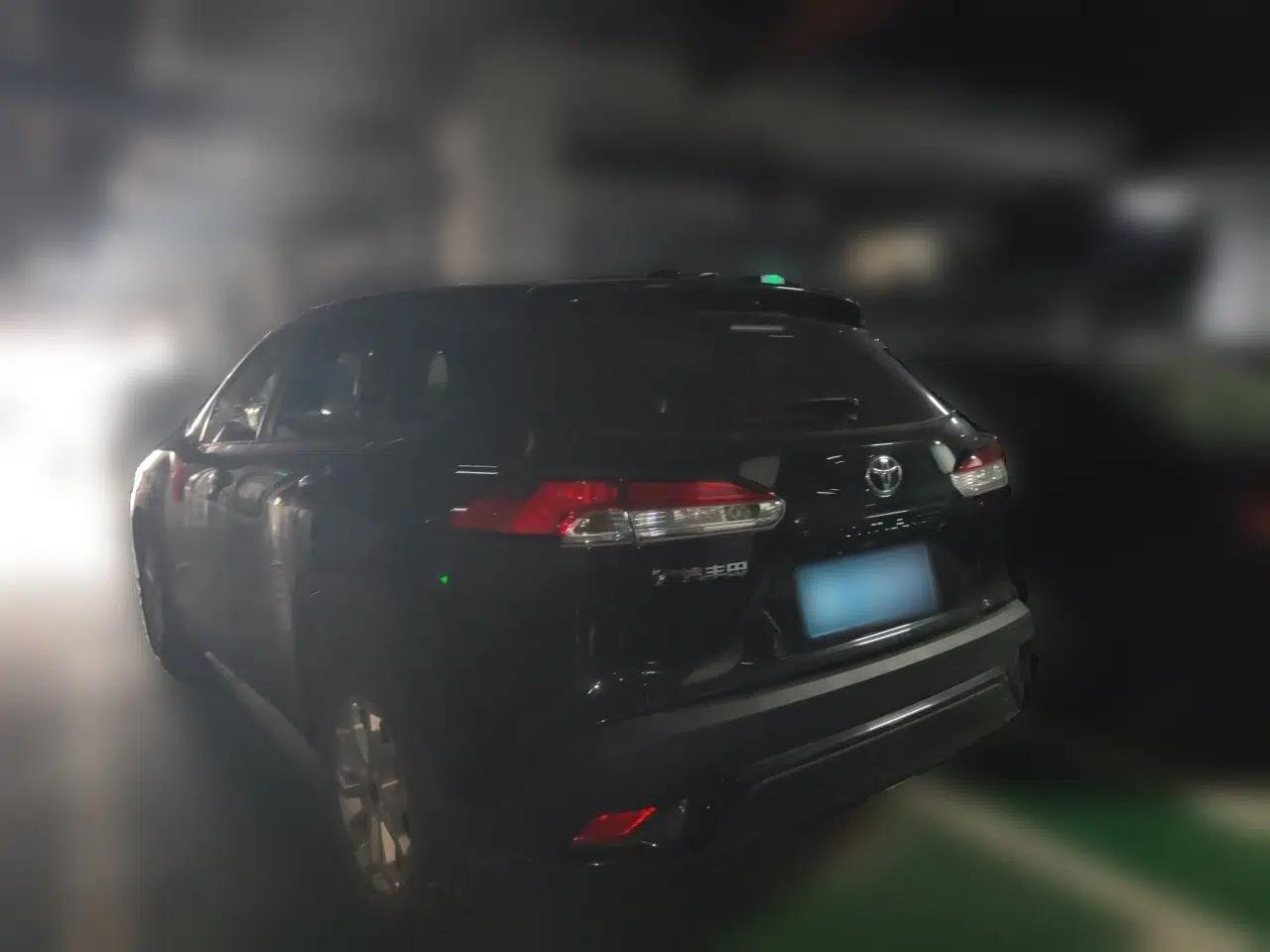 Toyota FRONTLANDER 2024 2.0L CVT Elite Edition — миниатюра 4
