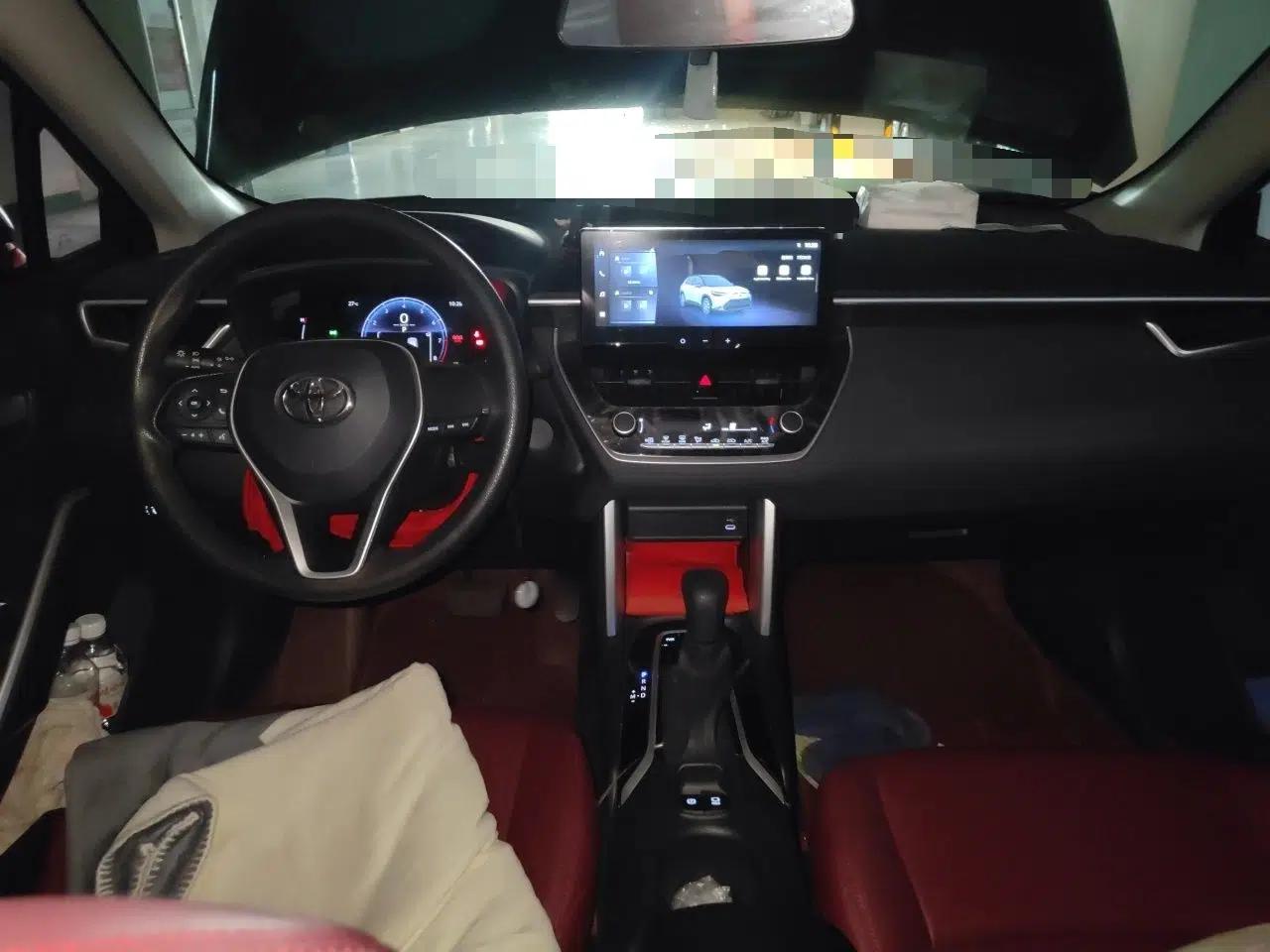 Toyota FRONTLANDER 2024 2.0L CVT Elite Edition — миниатюра 9