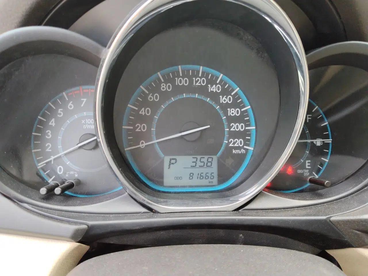 Toyota Vios 2014 1.3L Automatic Standard Edition — миниатюра 11