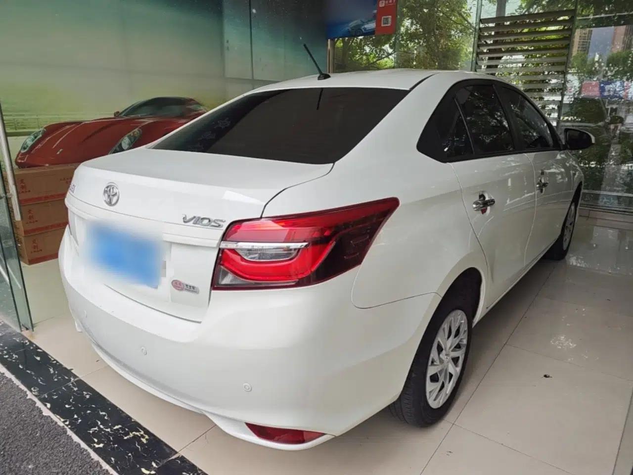 Toyota Vios 2022 1.5L 20th Anniversary Edition — миниатюра 6