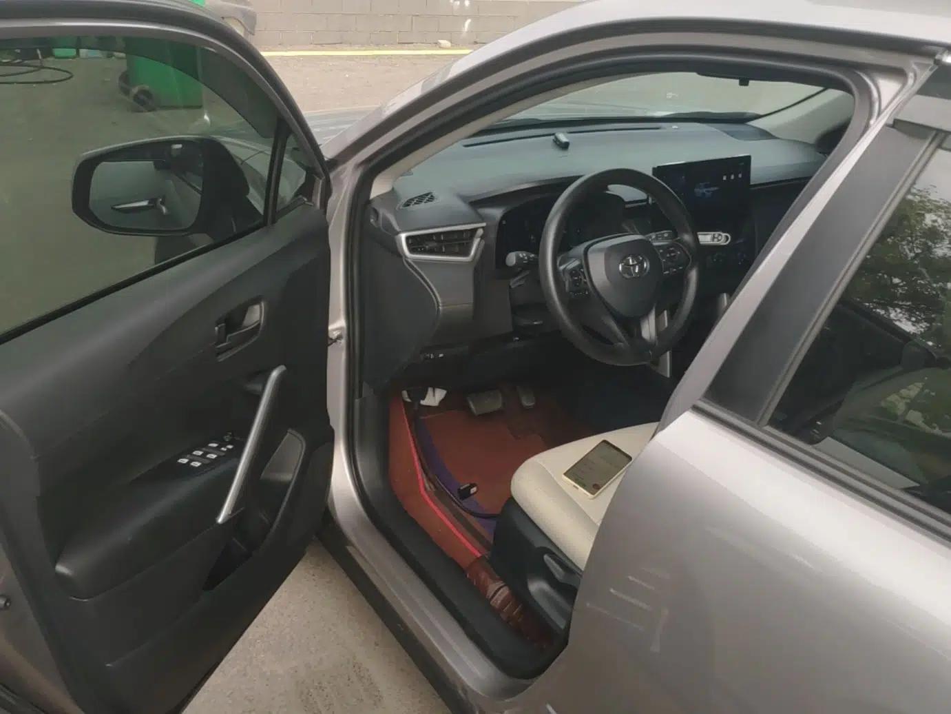 Toyota Corolla Cross 2024 2.0L Pioneer Edition — миниатюра 18