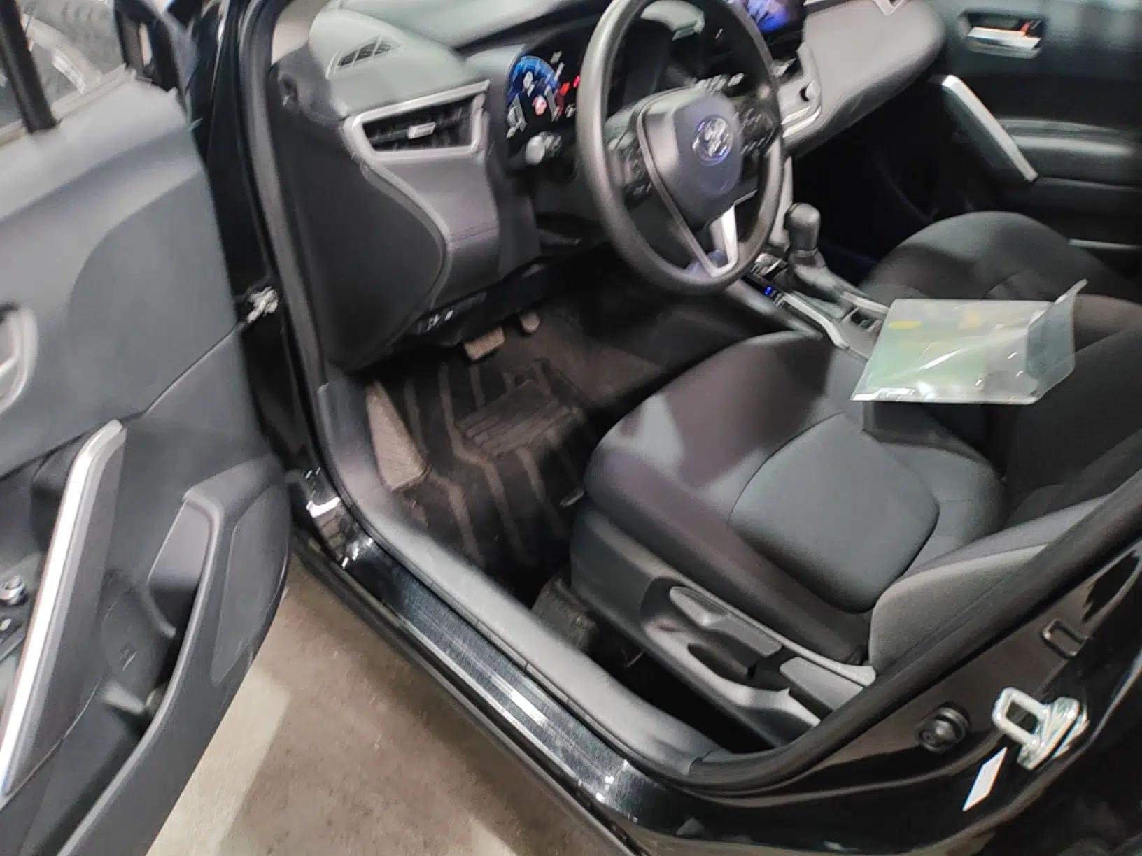 Toyota Corolla Cross 2023 2.0L Elite Edition — миниатюра 23