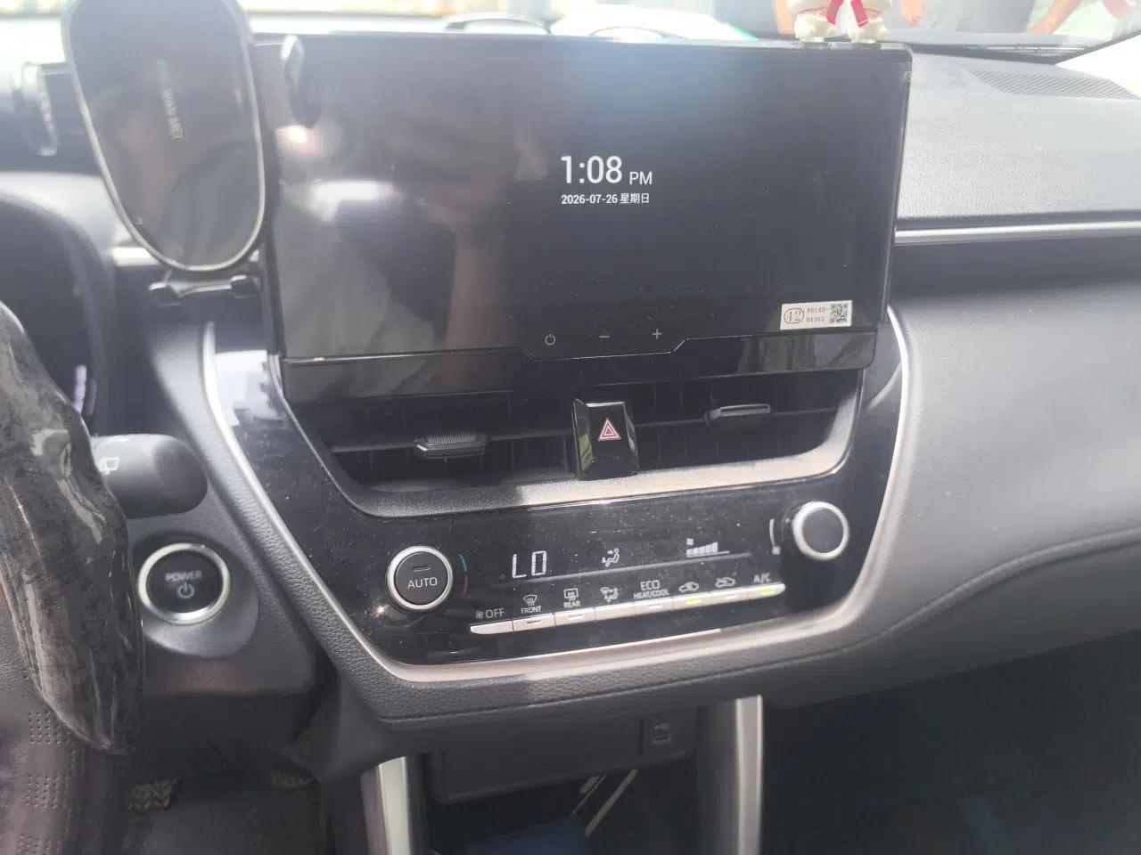 Toyota Corolla Cross 2024 2.0L Smart Electric Hybrid Dual-Engine Pioneer Edition — миниатюра 13