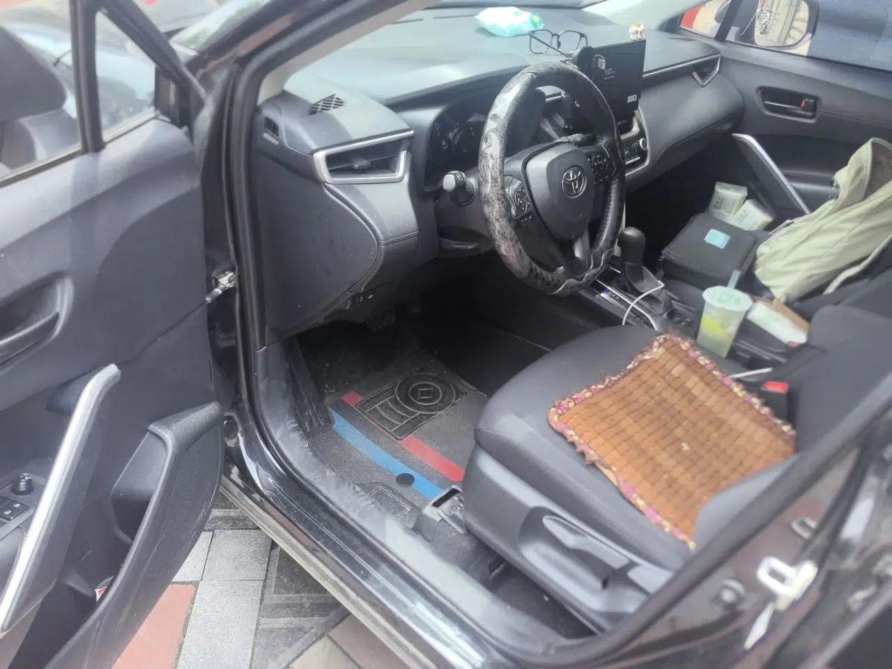 Toyota Corolla Cross 2024 2.0L Smart Electric Hybrid Dual-Engine Pioneer Edition — миниатюра 16