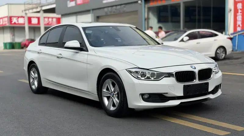 2014 BMW 3 Series 320i Fashion Edition — миниатюра 3