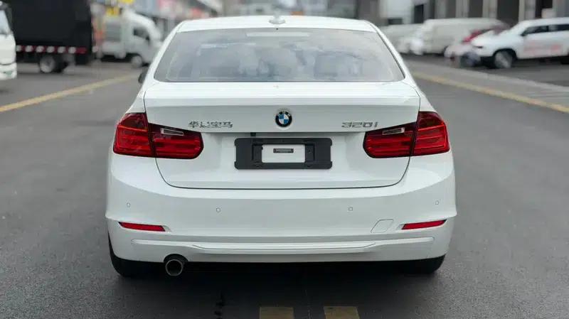 2014 BMW 3 Series 320i Fashion Edition — миниатюра 5