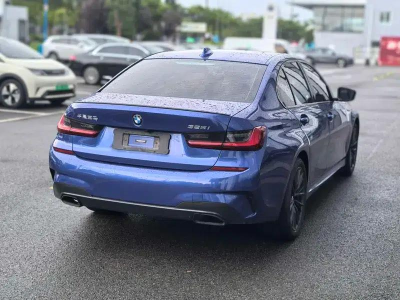 2022 BMW 3 Series 325i M Sport Shadow Edition — миниатюра 5