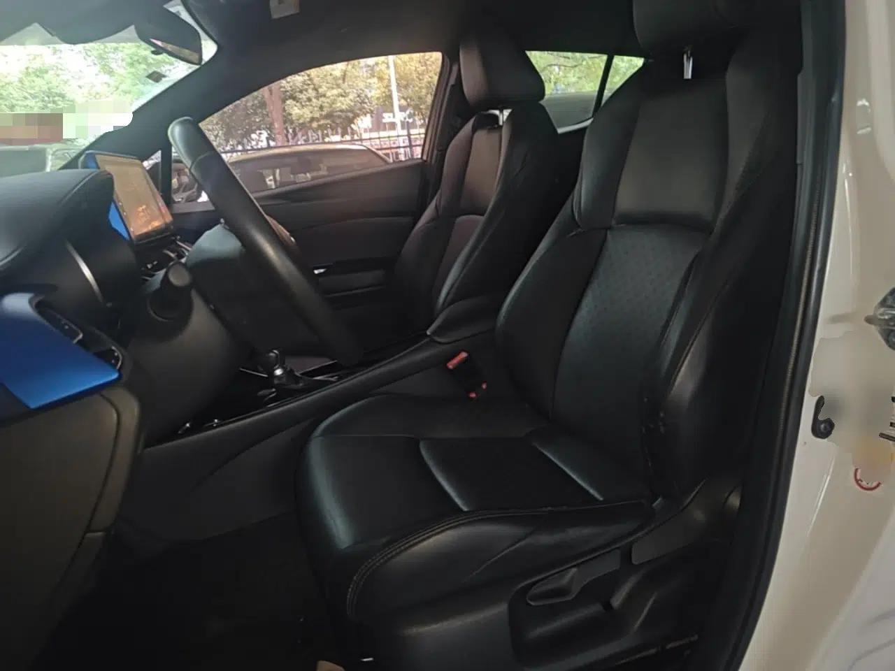 Toyota IZOA 2018 2.0L Yichi Edition China V Standard — миниатюра 17