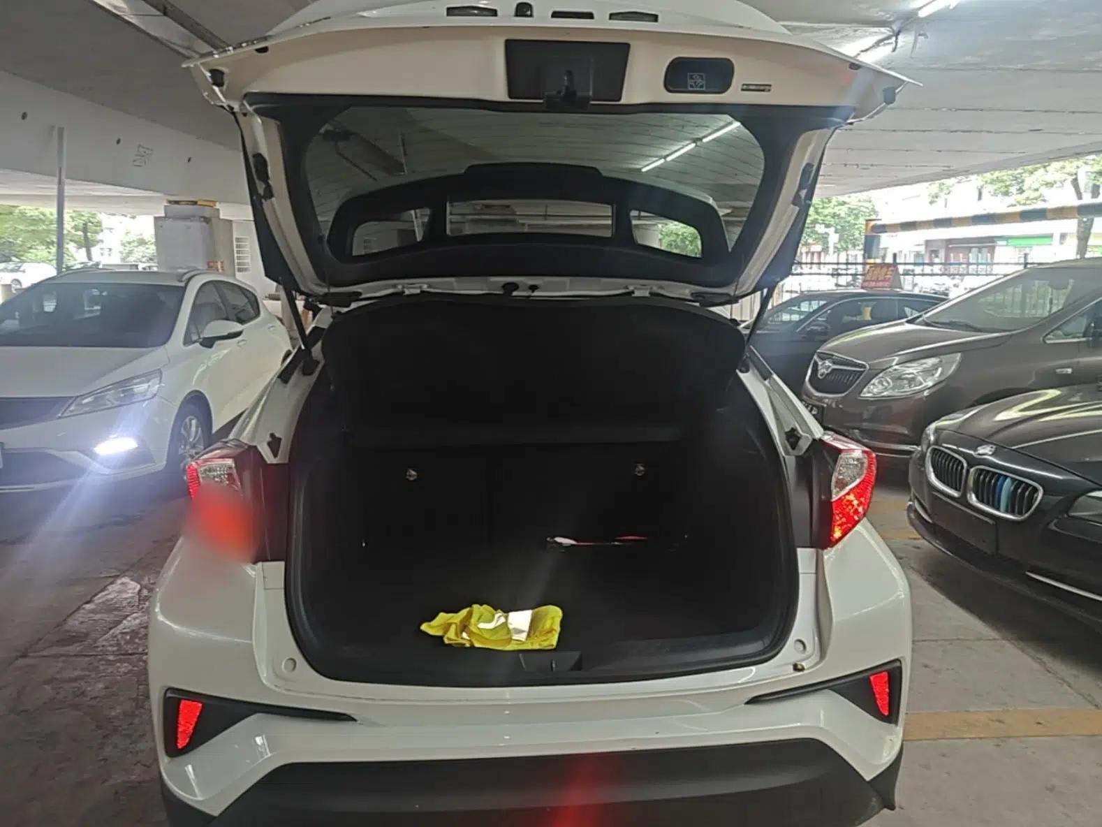 Toyota IZOA 2018 2.0L Yichi Edition China V Standard — миниатюра 22