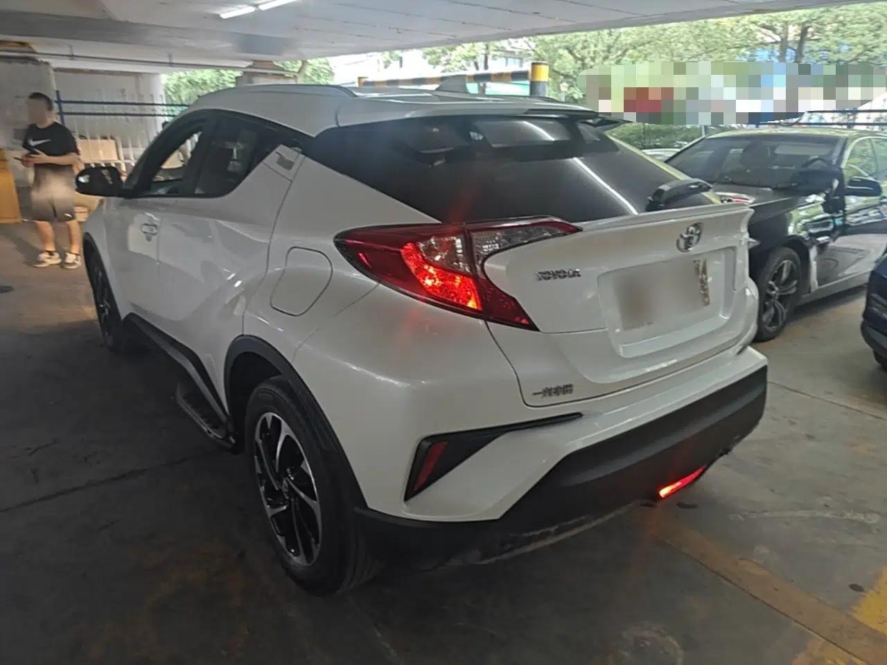 Toyota IZOA 2018 2.0L Yichi Edition China V Standard — миниатюра 4