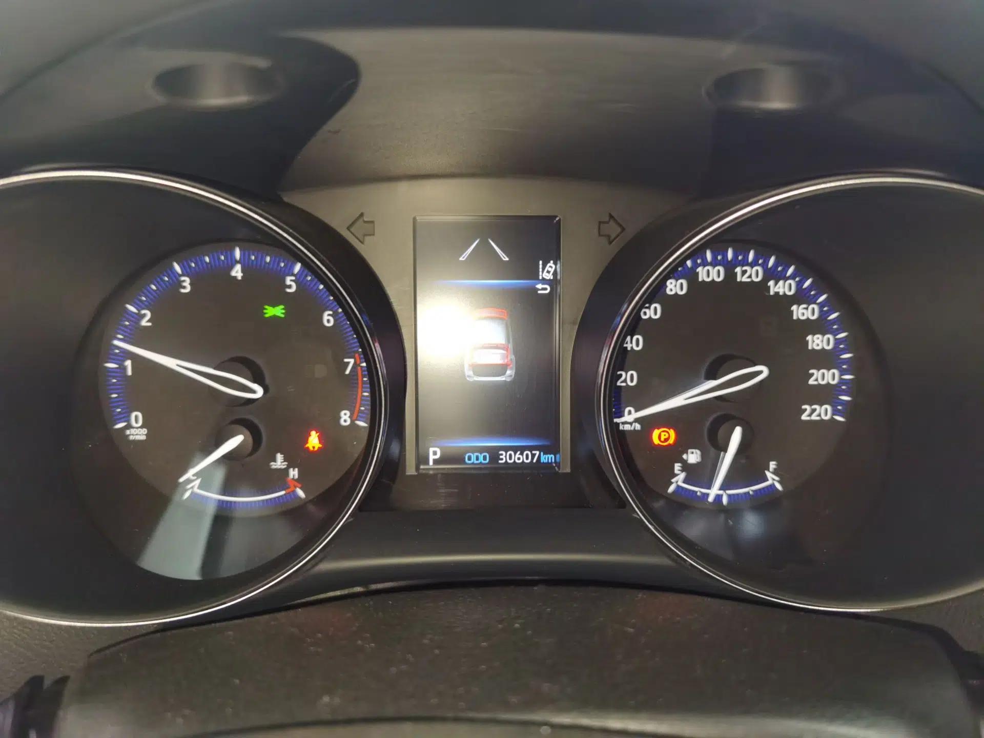 Toyota IZOA 2021 2.0L Enjoy Edition — миниатюра 11