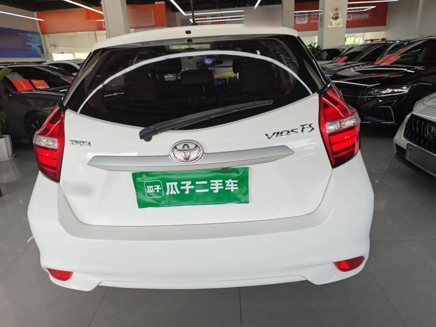 Toyota Vios FS 2017 1.5L CVT Fengchi Edition — миниатюра 5