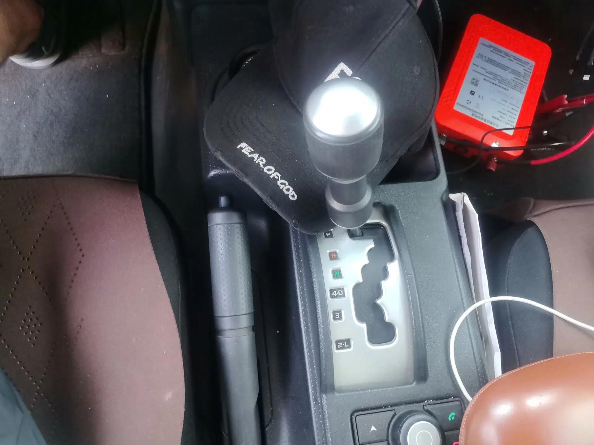 Toyota FJ Cruiser FJ Cruiser 4.0 Automatic 5-Seater — миниатюра 14