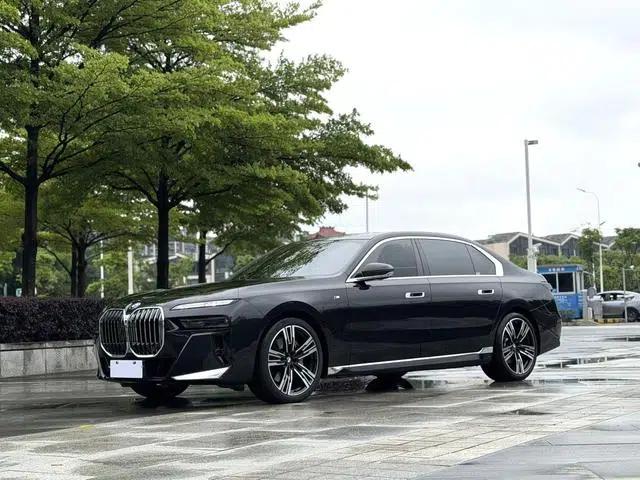 2023 BMW 7 Series 740Li Luxury M Sport Package