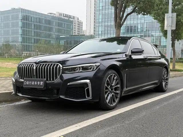 2021 BMW 7 Series 740Li Leading Edition M Sport Package