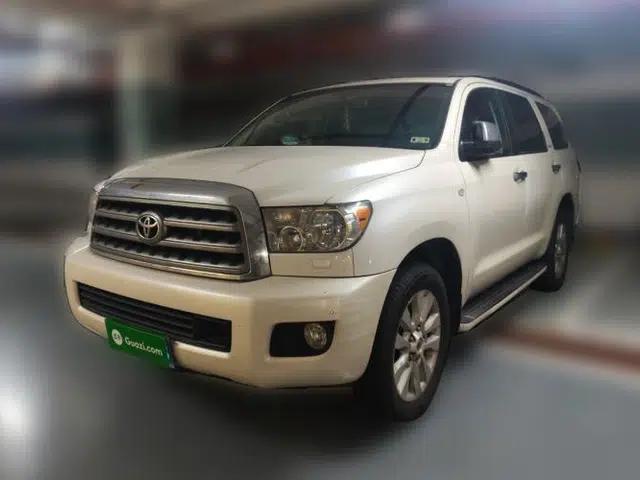 Toyota Sequoia Automatic   5.7   7 seats
