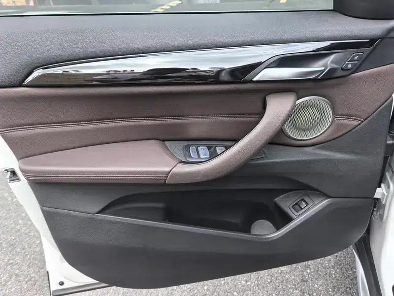 BMW X1 2022 sDrive20Li Premium — миниатюра 9