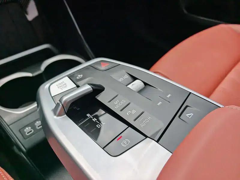 BMW X1 2025 sDrive25Li M Sport Package — миниатюра 16
