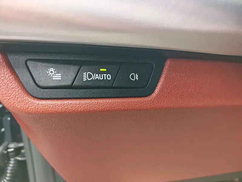 BMW X1 2025 sDrive25Li M Sport Package — миниатюра 10