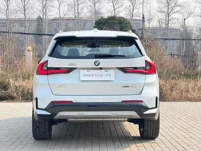 2023 BMW X1 sDrive25Li X Design Package — миниатюра 4