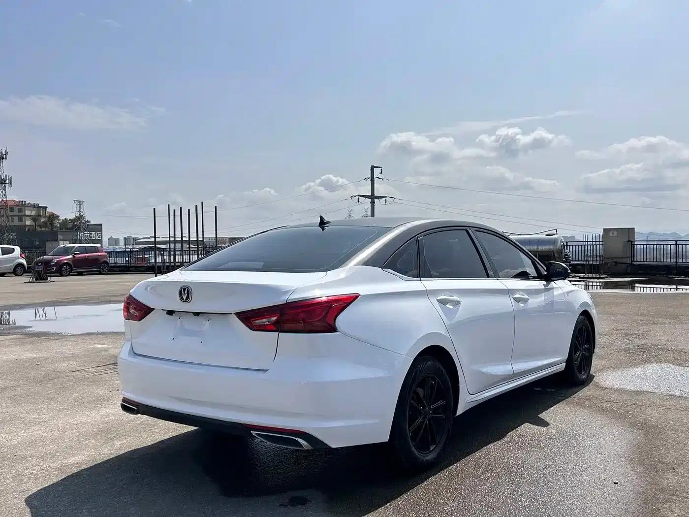 Ruicheng CC 2021 Blue Whale Edition 1.5T DCT Luxury — миниатюра 2