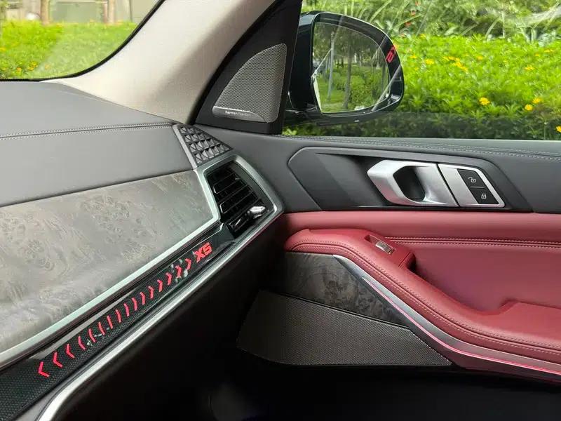 BMW X5 2023 xDrive30Li M Sport Package — миниатюра 20