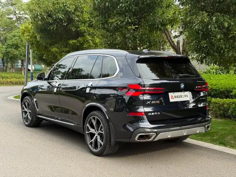 BMW X5 2023 xDrive30Li M Sport Package — миниатюра 5