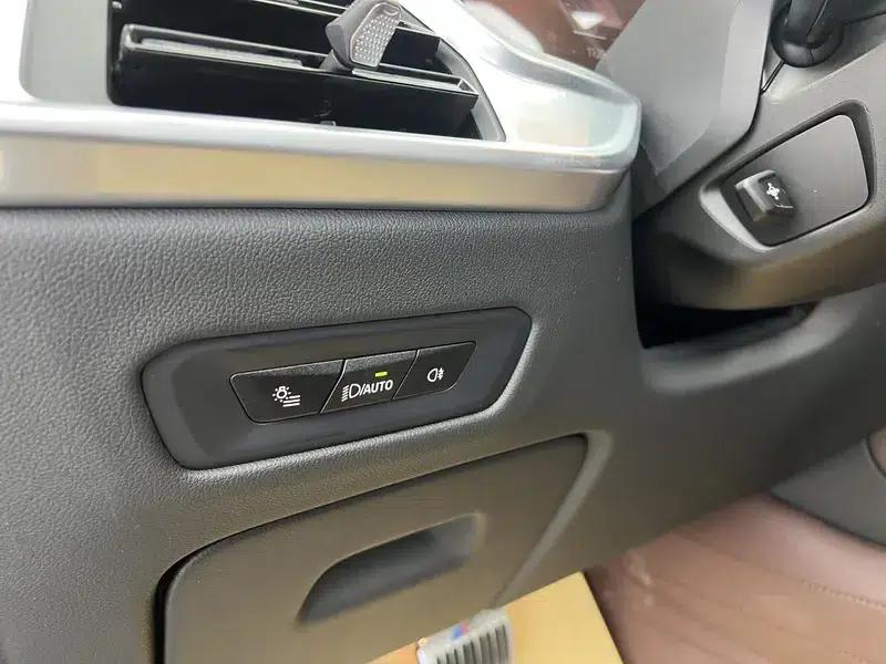 BMW X5 2024 xDrive 40Li Luxury Black Flame Limited Edition — миниатюра 30